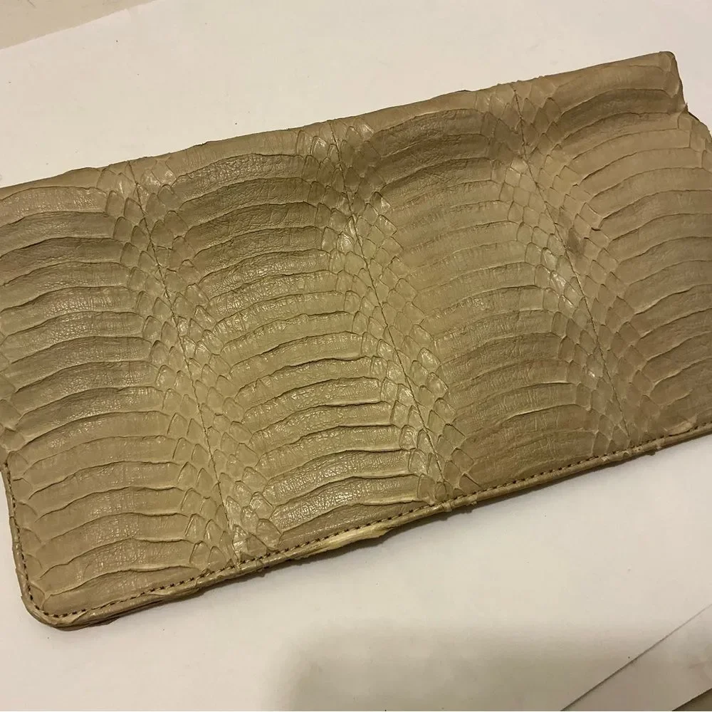 Elizabeth Weinstock Gray Python Skin Handbag Rare Beige Textured Clutch